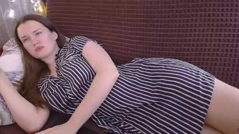 Snapshot of dixiemiller chatting on 12.03.25 Dixiemiller online show from 12.03.25