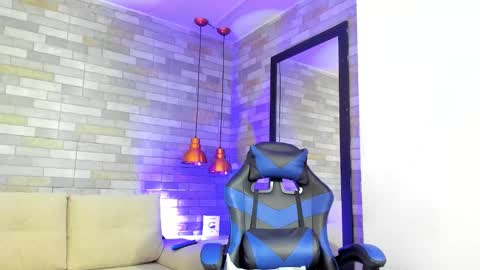 DixyPalmer online show from 10.06.25