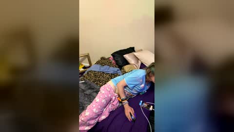 diztraxtion2468 online show from 04.09.26