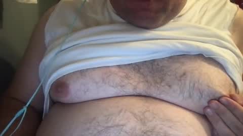 Snapshot of dj_stud chatting on 12.04.25 dj_stud online show from 12.04.25