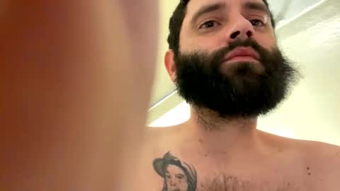 Snapshot of djayuncuttt chatting on 12.01.24 djayuncuttt online show from 12.01.24