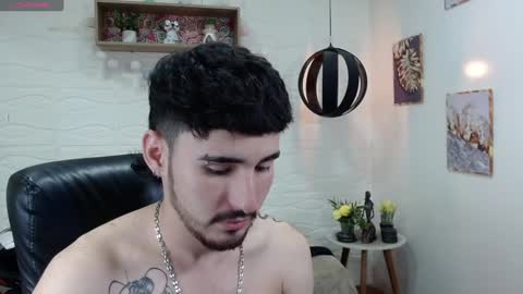 Snapshot of dmitrisanders1 chatting on 01.18.25 Maybe in pvt online show from 01.18.25