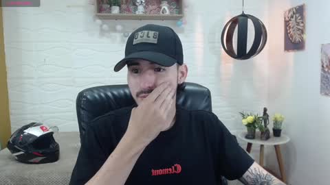 Snapshot of dmitrisanders1 chatting on 01.21.25 Maybe in pvt online show from 01.21.25