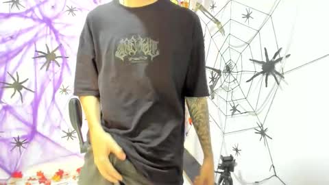 Snapshot of dmitrisanders1 chatting on 10.04.25 Maybe in pvt online show from 10.04.25