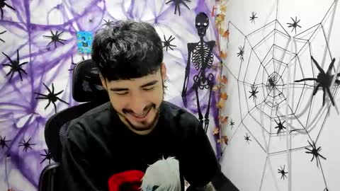 Snapshot of dmitrisanders1 chatting on 11.16.25 Maybe in pvt online show from 11.16.25