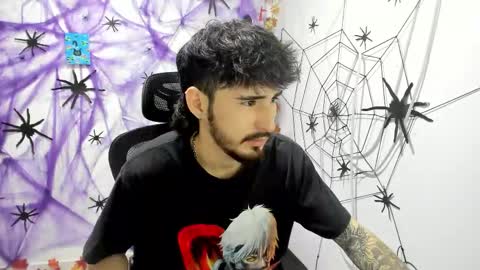 Snapshot of dmitrisanders1 chatting on 11.17.25 Maybe in pvt online show from 11.17.25