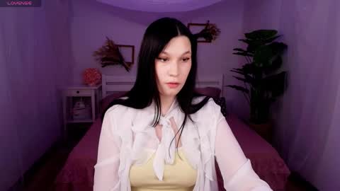 Mia online show from 04.03.26