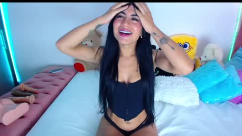 Snapshot of doe_sofi chatting on 12.22.24 sofi online show from 12.22.24