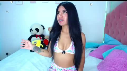 Snapshot of doe_sofi chatting on 02.16.25 sofi online show from 02.16.25