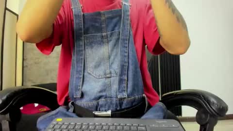 Snapshot of dogan_renz0 chatting on 02.13.26 Dogan online show from 02.13.26