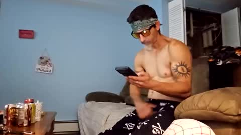 dogbone999081 online show from 10.11.25