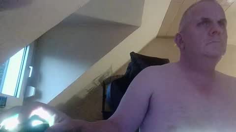 Snapshot of doggy2629 chatting on 10.30.25 doggy2629 online show from 10.30.25