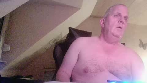 Snapshot of doggy2629 chatting on 11.11.25 doggy2629 online show from 11.11.25