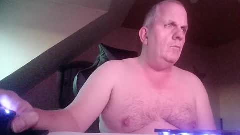 Snapshot of doggy2629 chatting on 11.12.25 doggy2629 online show from 11.12.25