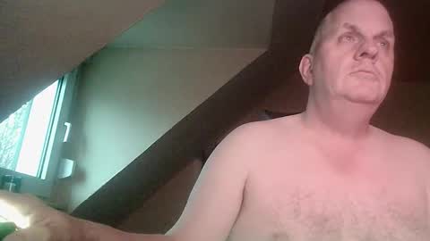 Snapshot of doggy2629 chatting on 11.16.25 doggy2629 online show from 11.16.25