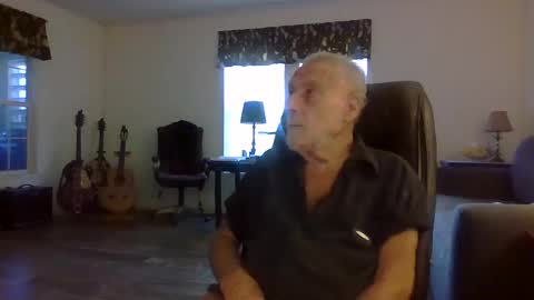 Snapshot of dogluc7 chatting on 12.03.24 dogluc7 online show from 12.03.24