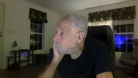 Snapshot of dogluc7 chatting on 12.07.24 dogluc7 online show from 12.07.24