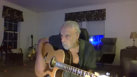 Snapshot of dogluc7 chatting on 03.03.25 dogluc7 online show from 03.03.25