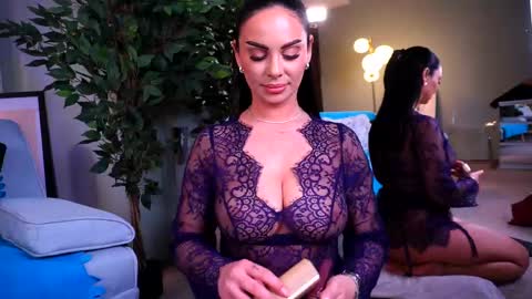 Snapshot of dolce_tentacion chatting on 02.26.25 Monica online show from 02.26.25