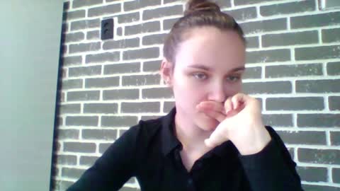 dolcezza_ online show from 04.09.26