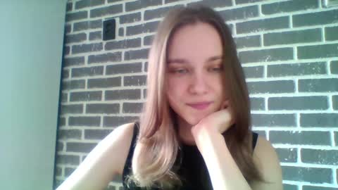 dolcezza_ online show from 04.14.26