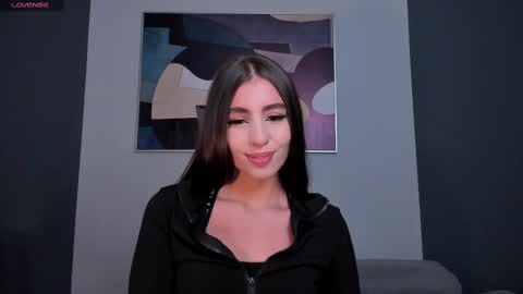 Dolcie  online show from 02.13.25