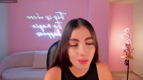 Dolcie  online show from 02.25.25