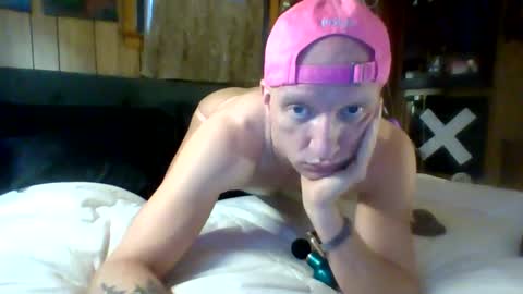 Snapshot of doll1028064212 chatting on 03.02.26 doll1028064212 online show from 03.02.26