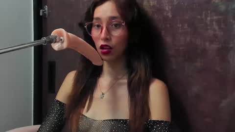 Bella  online show from 02.23.25