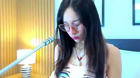 Snapshot of doll_bella_ chatting on 07.07.26 Bella online show from 07.07.26