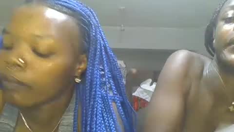 Snapshot of doll_deviant chatting on 07.10.26 doll_deviant online show from 07.10.26