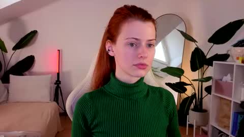 Snapshot of doll_lesli chatting on 11.27.25 Your doll Lesli online show from 11.27.25