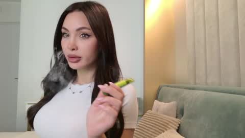 Lexi online show from 04.16.26