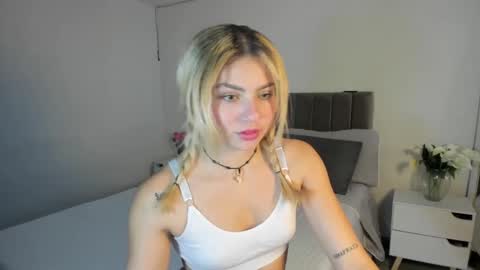 doll_oriana online show from 09.25.25