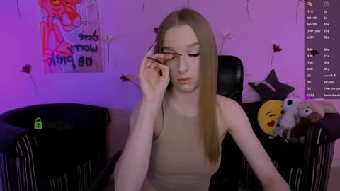 doll_vey online show from 04.08.26