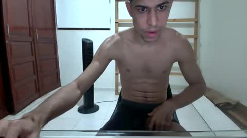 Snapshot of dollarhot30 chatting on 12.24.24 DollarHot30 online show from 12.24.24