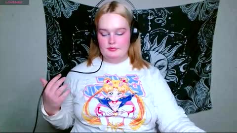 Snapshot of dolled_up_cvnt chatting on 02.15.26 Miss Rose online show from 02.15.26