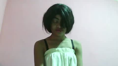 Snapshot of dollepoupee chatting on 10.02.25 dollepoupee online show from 10.02.25