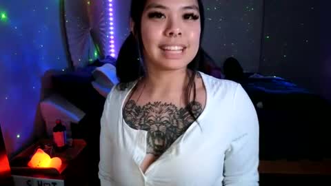 Snapshot of dolllface chatting on 01.07.25 DOLLLFACE online show from 01.07.25