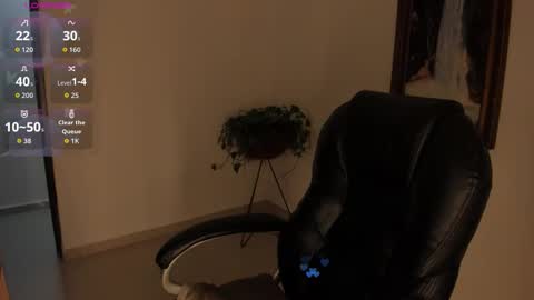 You can call me Pretty  online show from 11.26.25