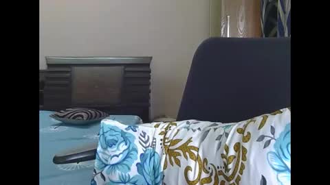 dolly_2 online show from 11.18.25