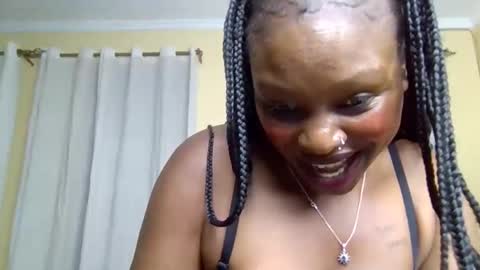 Snapshot of dolly_dally1 chatting on 10.09.25 Dolly online show from 10.09.25