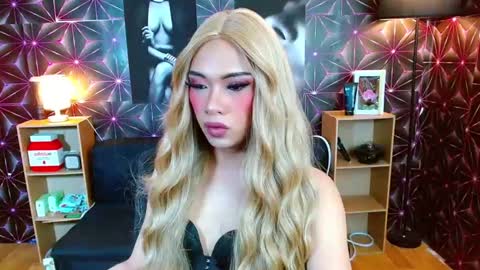 dolly_sweet_sabrina online show from 02.23.25