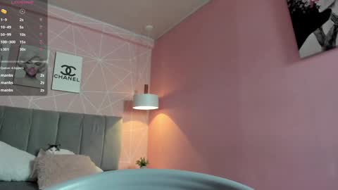 Call me Zoe  online show from 01.30.25