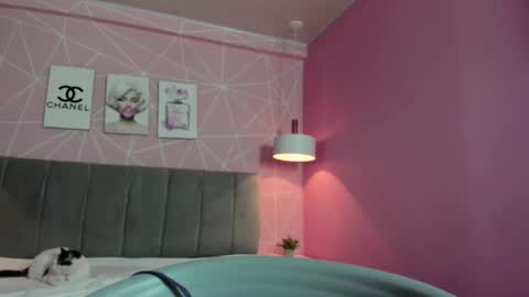 Call me Zoe  online show from 03.07.25