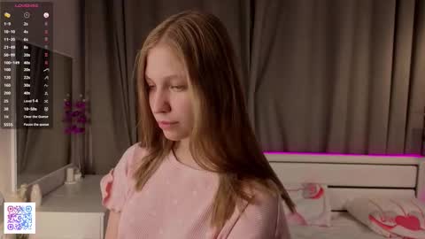 Emilia online show from 10.21.25