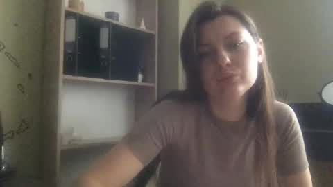 Snapshot of dollyroma chatting on 12.04.25 DollyRoma online show from 12.04.25