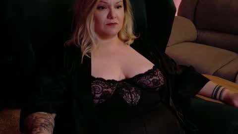 SADE online show from 11.25.25