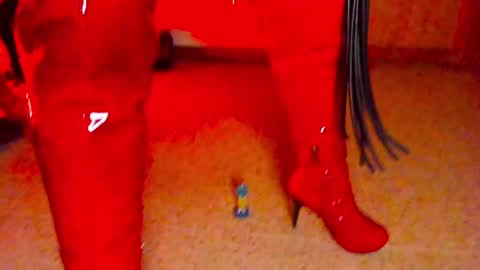 Snapshot of dominatrixblue chatting on 01.15.25 Dom Blue online show from 01.15.25