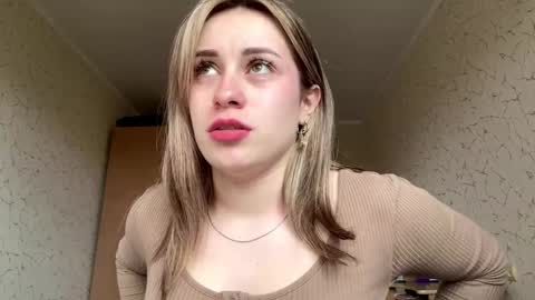 Mia online show from 04.09.26